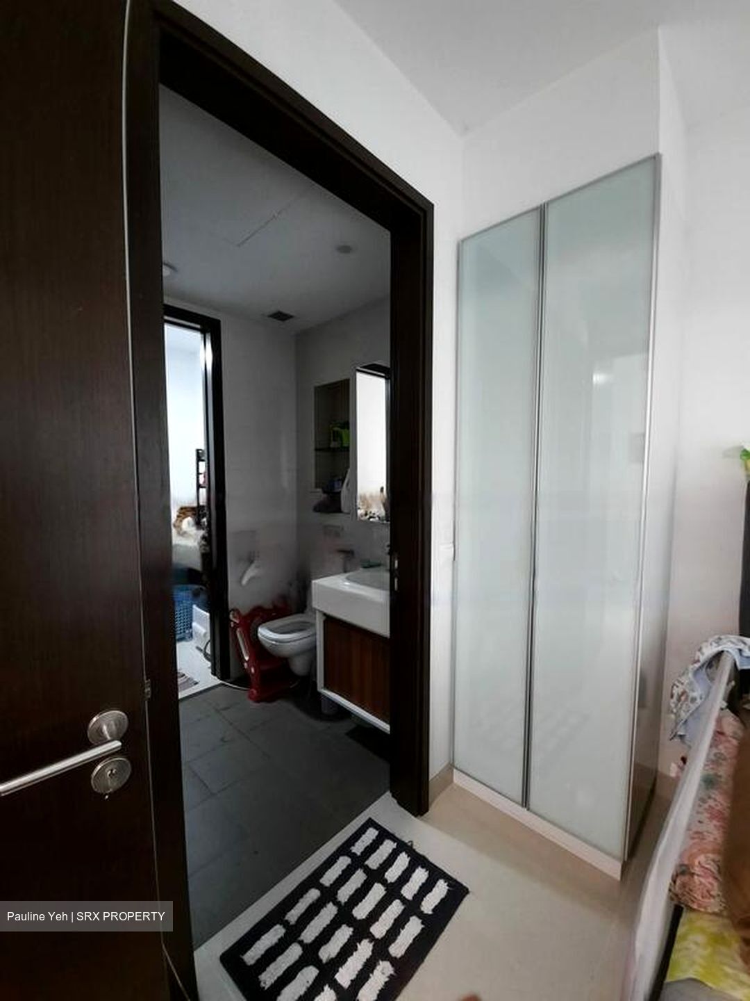 The Water Edge (D14), Apartment #462909421